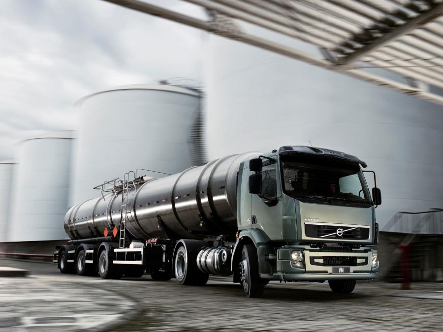  Volvo VM 330 4x2 Tractor 2012 года  (фото 7 из 15)